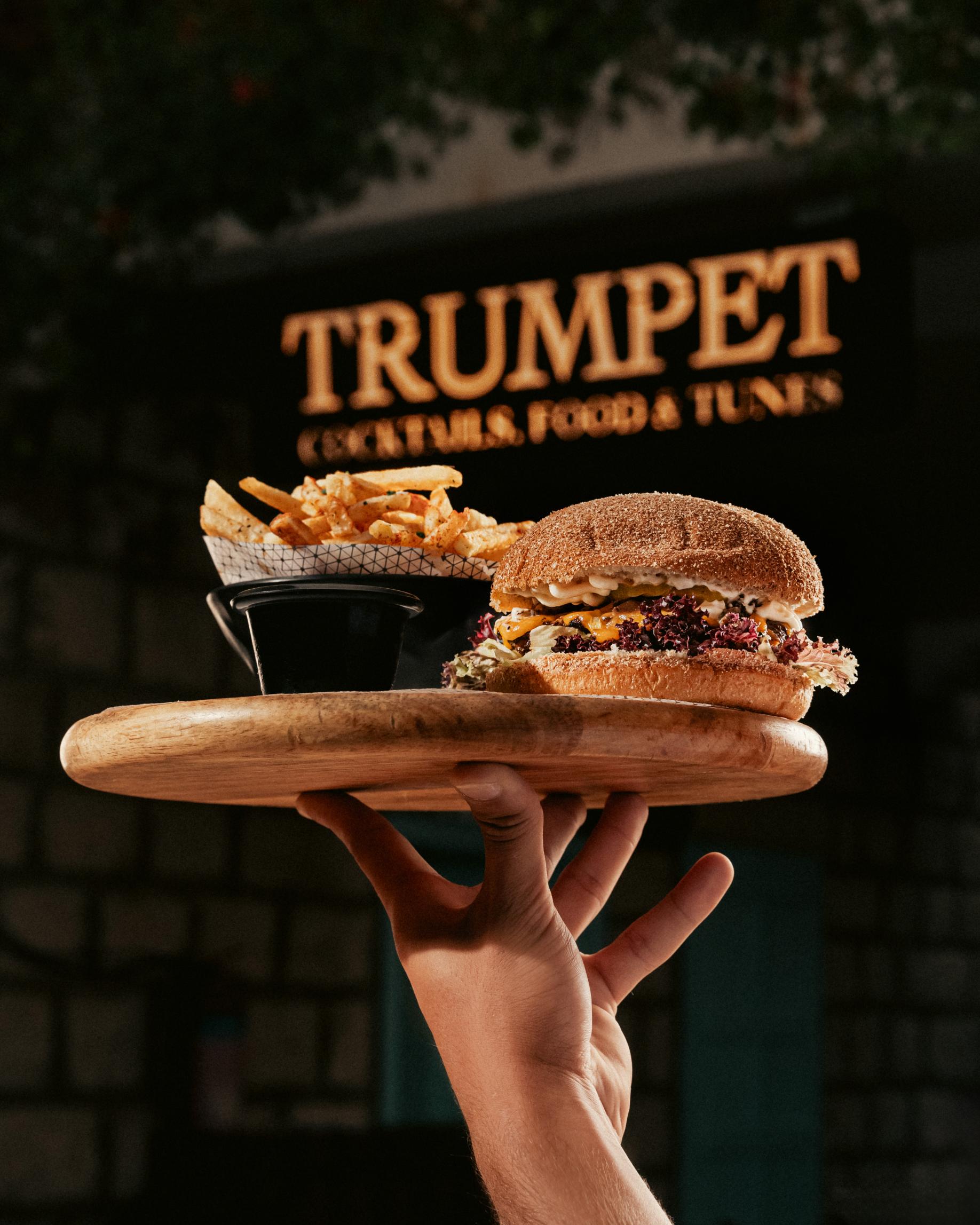  trumpet broumana villa