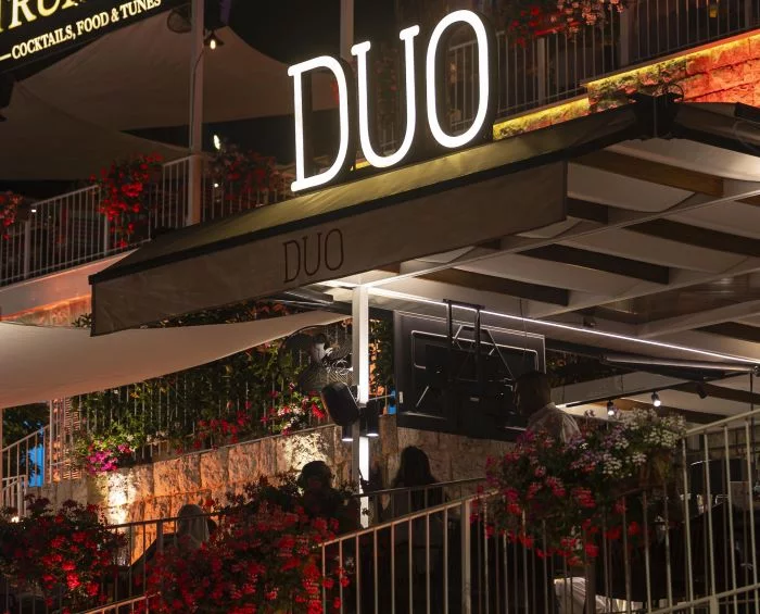 DUO